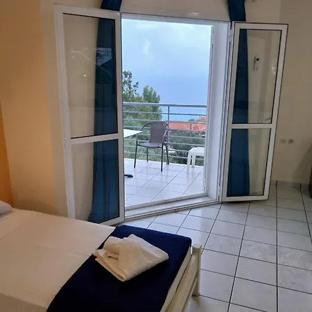 Odyseas Apartman *